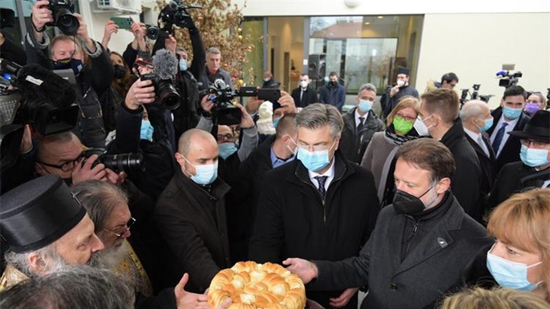 Ustrajat ćemo na politici dijaloga i mira, zajedničkim naporima činimo naše društvo boljim
